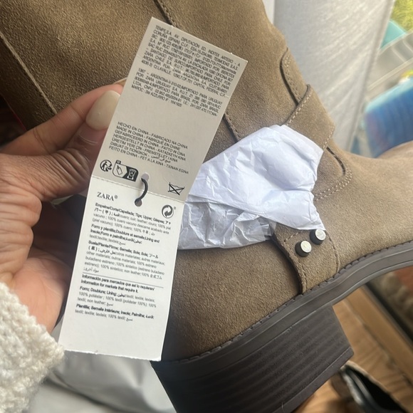 Zara New with Tags Suede Biker Ankle Boots size 10. Please look at pictures. - Picture 11 of 15